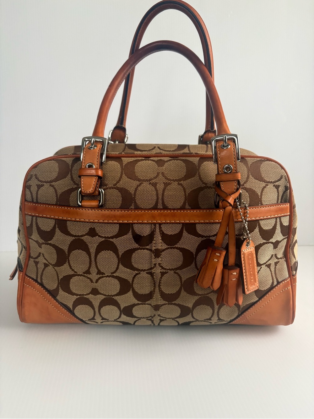 Vintage Coach Hamptons Signature Satchel/Handbag  lStyle# 8K05